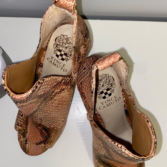 NWOT Vince Camuto Snake Skin Animal Print Boot Open-Toe Heels — Size 5.5 - Picture 4 of 7
